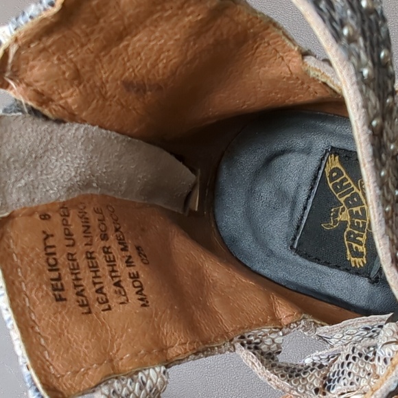 Custom one of a kind Freebird booties, Felicity size 8 - Picture 5 of 5